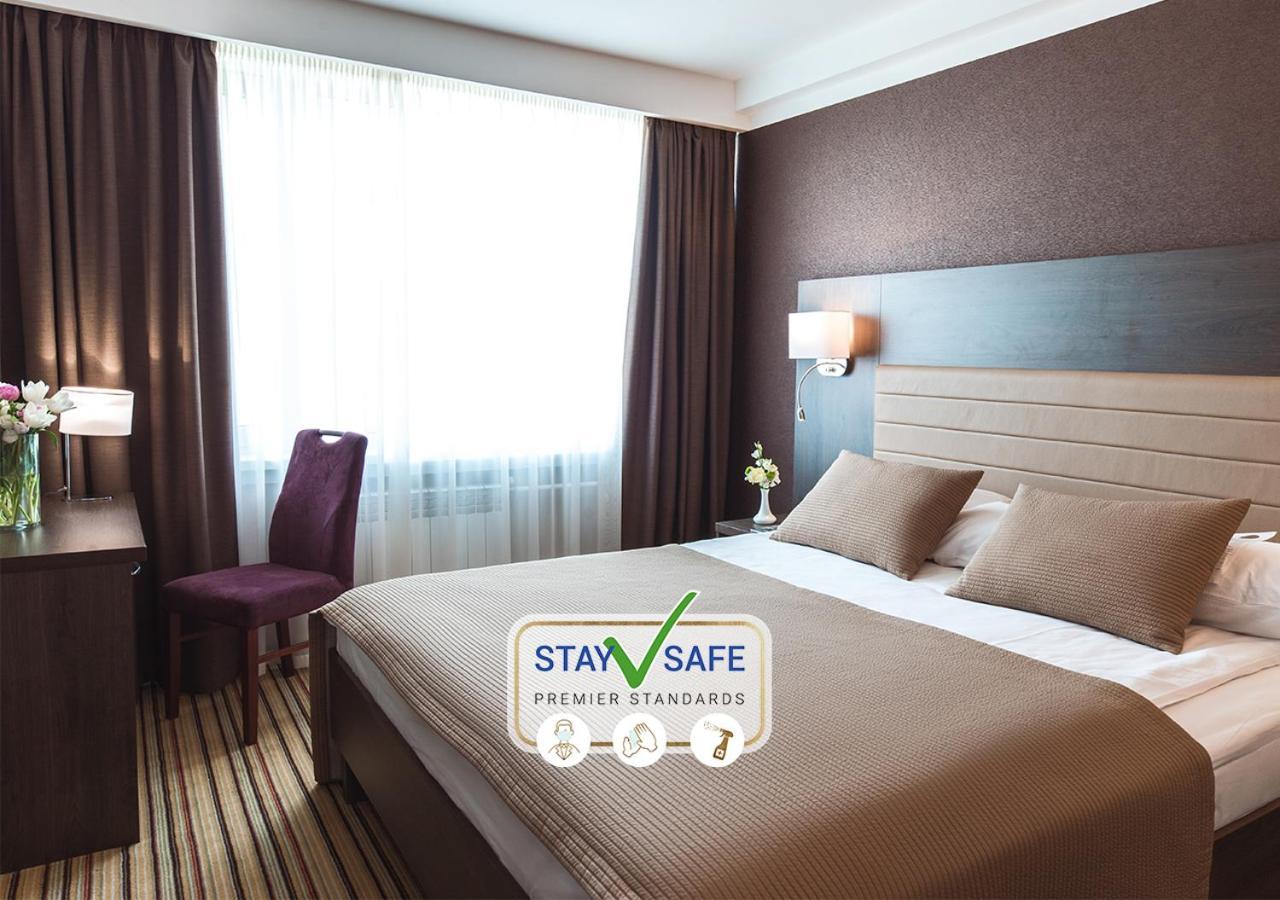 Premier Hotel Rus Kiev Buitenkant foto
