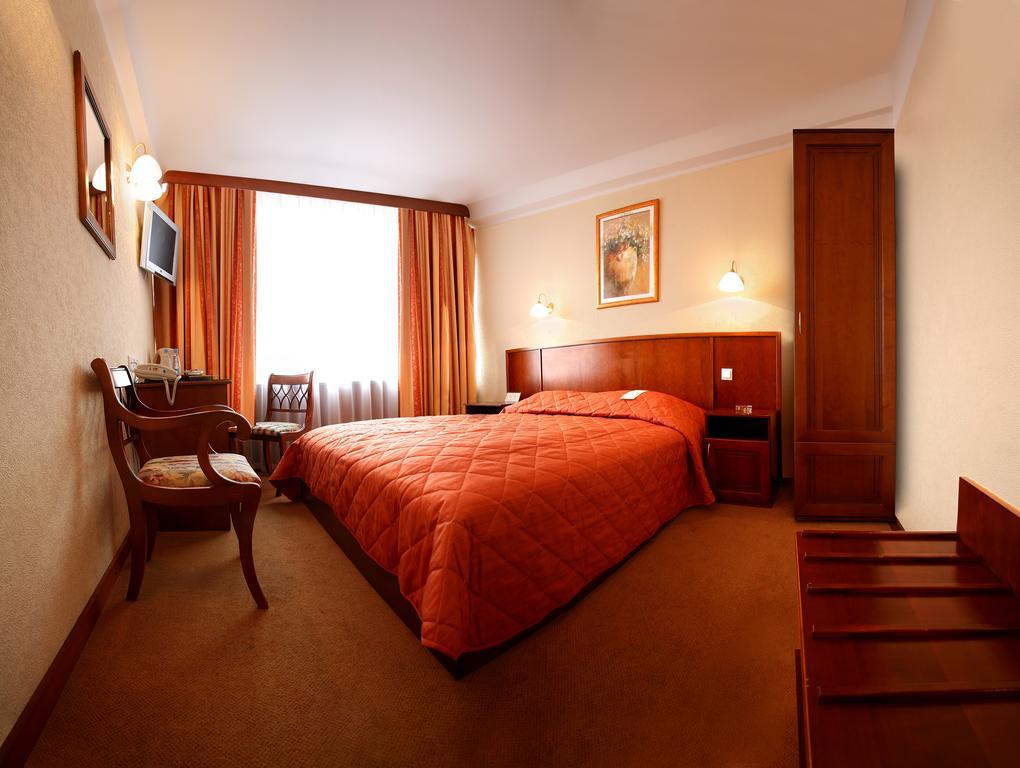 Premier Hotel Rus Kiev Buitenkant foto