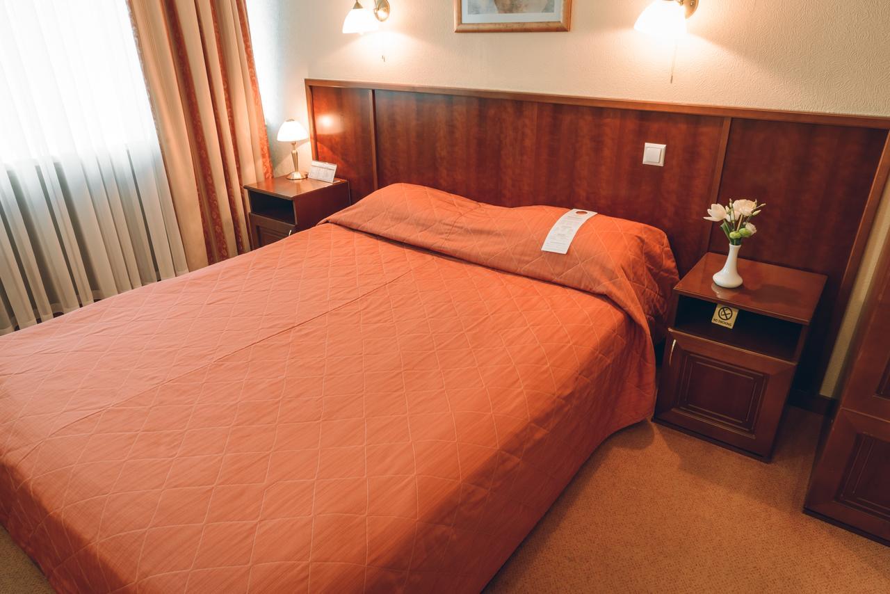 Premier Hotel Rus Kiev Buitenkant foto