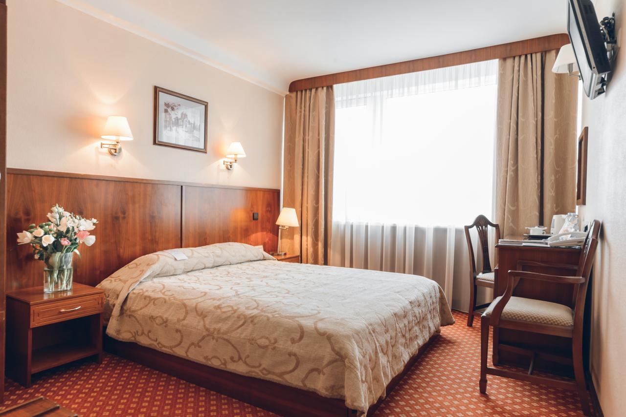 Premier Hotel Rus Kiev Buitenkant foto