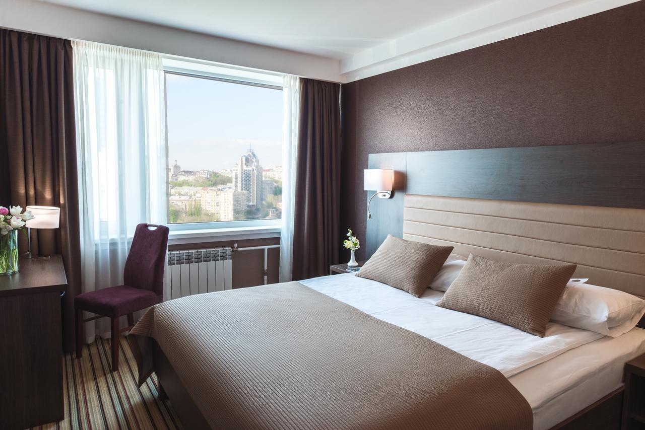 Premier Hotel Rus Kiev Buitenkant foto