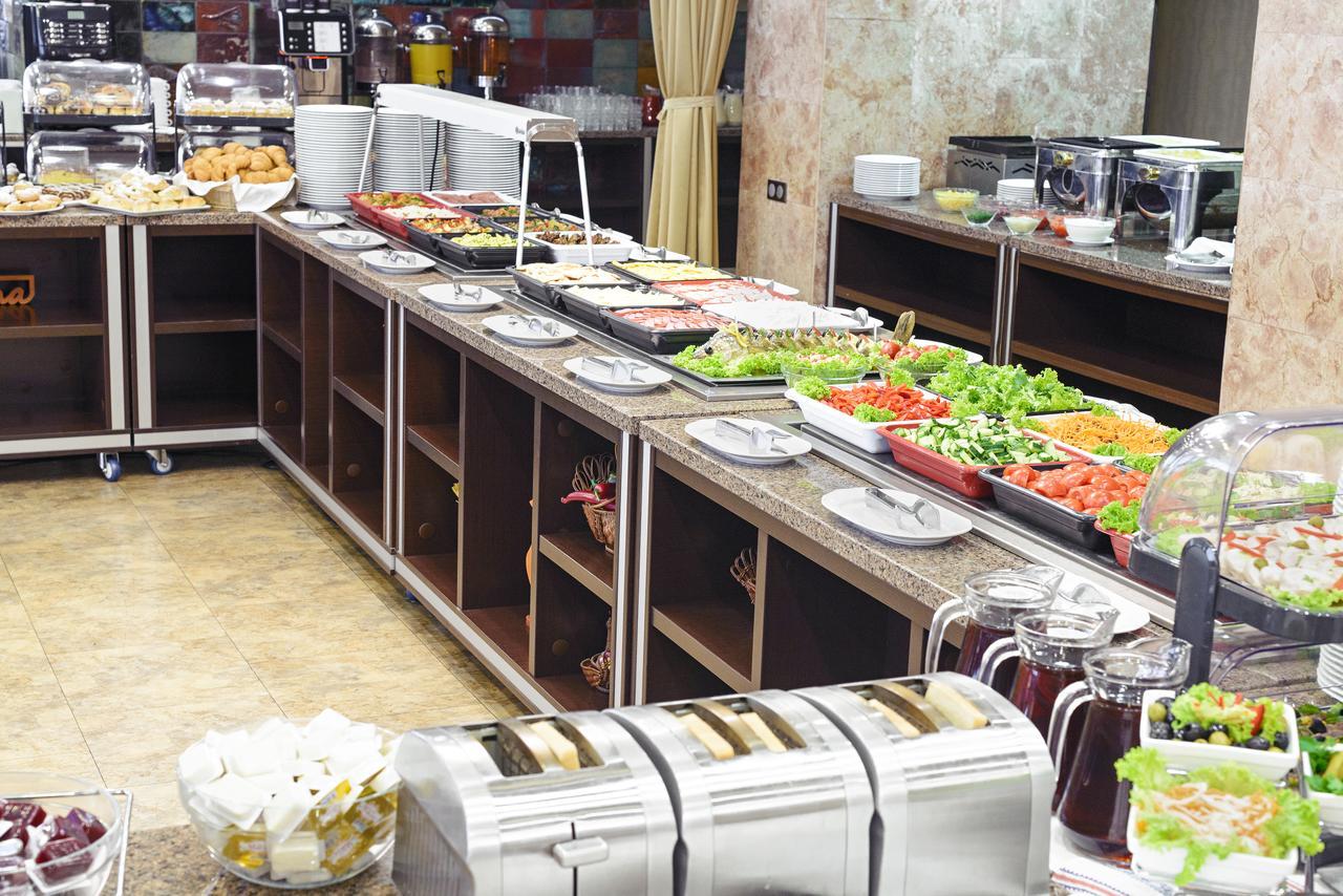 Premier Hotel Rus Kiev Buitenkant foto